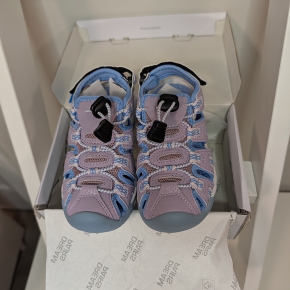 🖤 Kids' Purple and Blue Sandals - Picture 2 of 4